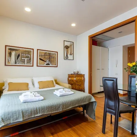 Rome As You Feel - Cozy Apartments In San Giovanni Exterior photo