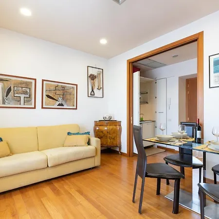 Rome As You Feel - Cozy Apartments In San Giovanni Exterior photo